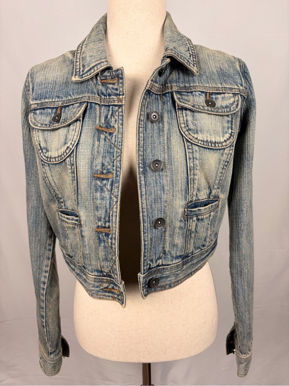Mossimo Supply Co. Light Blue Washed Denim Jean Jacket M